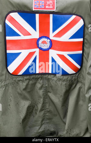 Parka-Jacke mit Union Jack drauf genäht Stockfoto