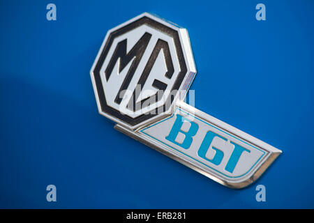 MG BGT-Logo-Emblem auf MG BGT-Sportwagen Stockfoto