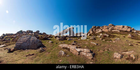 Coetan Arthur neolithischen Burial Chamber (Cromlech) in der Nähe von St. Davids Kopf, Pembrokeshire, Wales Stockfoto