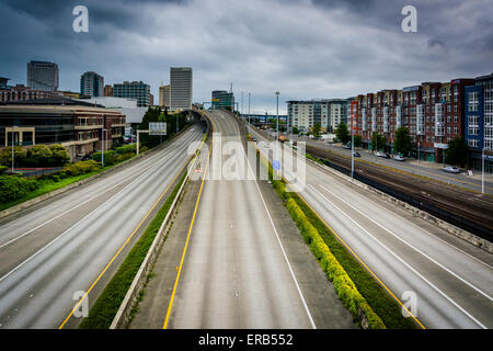 Ansicht des I-705 in der Innenstadt von Tacoma, Washington. Stockfoto