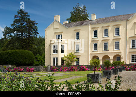 Wales, Carmarthenshire, Llangathen, Aberglasney Haus und Klostergarten Stockfoto