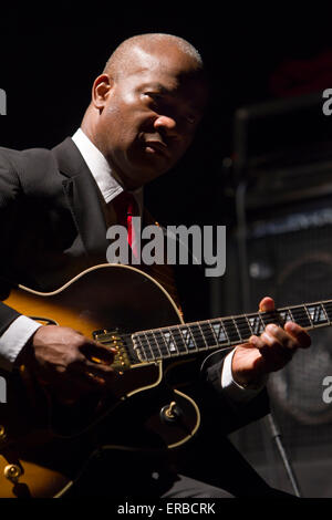 Turin, Italien, 31. Mai 2015. Gitarrist Russell Malone spielt mit Ron Carter Trio Torino Jazz Festival. Stockfoto