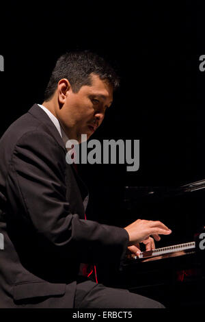 Turin, Italien, 31. Mai 2015. Pianist Donald Vega spielt beim Torino Jazz Festival. Stockfoto