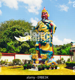 Krieger-Statue in Hainan chinesischen Tempel, Koh Samui, Thailand Stockfoto