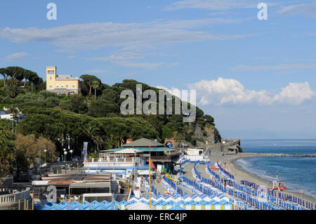 Der Strand von Celle Ligure, Italien Stockfoto