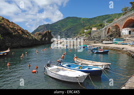 ein Blick auf die Marina von Framura, Riviera di Levante, Ligurien Stockfoto