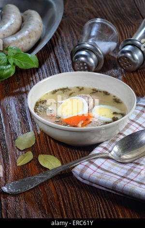 Ryemeal Suppe mit Weißwurst Stockfoto