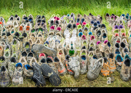 Viel Spaß bei der Midlands Tough Mudder Veranstaltung, Boughton House, Kettering, 31. Mai 2015. Stockfoto