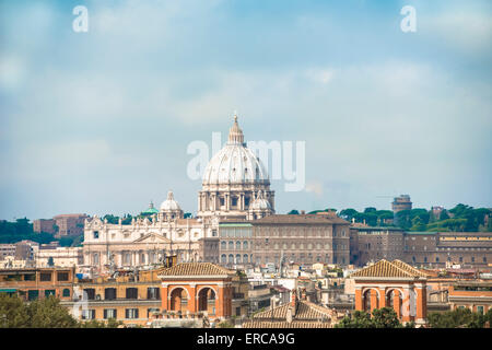 St. Petersdom und Vatikanische Museen, Vatikanstadt, Rom, Latium, Italien Stockfoto