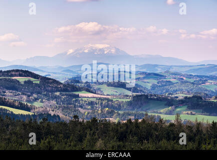 Blick vom Aussichtsturm auf Hutwisch, Bucklige Welt, Industrieviertel, Niederösterreich, Österreich Stockfoto