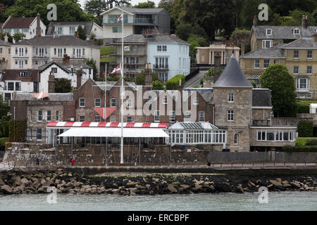 Cowes Royal Yacht Squadron-Yacht-Club am Cowes Castle auf der Isle Of Wight. Stockfoto