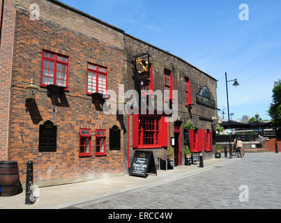 Der Anker Public House, Bankside, Southbank, Southwark, London, England, UK - Bar und restaurant Stockfoto