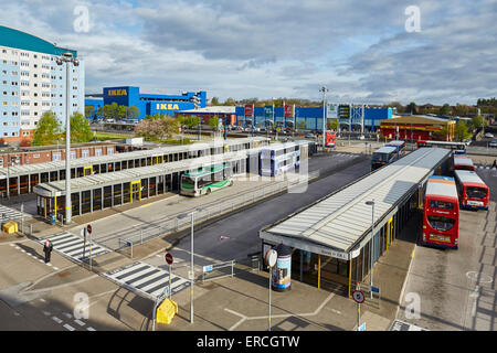 Ashton-under-Lyne Busbahnhof entfernt ist eine Bushaltestelle, die in der Stadt von Lyne in Greater Manchester befindet. Die Bus-s Stockfoto