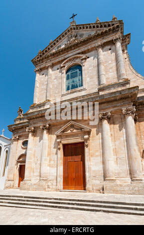 Mutter Kirche des Heiligen Georg des Märtyrers - Chiesa Madre di San Giorgio, Locorotondo, Apulien, Italien Stockfoto