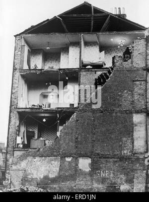 Die starken Winde, die südlichen getroffen und Zentralschottland in den frühen Morgenstunden des 15. Januar 1968 weggerissen die Wand des Hauses Glasgow. Der Sturm brachte Chaos in die Stadt verlassen 700 Menschen obdachlos und 9 Leute tot. 16. Januar 1968 Stockfoto