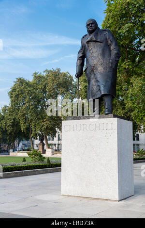Großbritannien, England, London.  Winston Churchill Statue, Parliament Square. Stockfoto