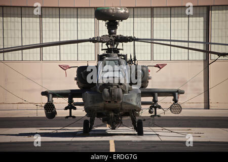 AH - 64D Apache Longbow geparkt im Pinal Airpark, Arizona. Stockfoto