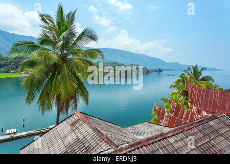 Batak-Haus auf der Insel Samosir in der Nähe von Lake Toba, Indonesien, Nord-Sumatra, Stockfoto