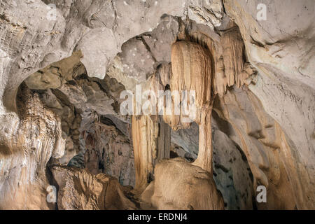 Höhle Halle Stockfoto