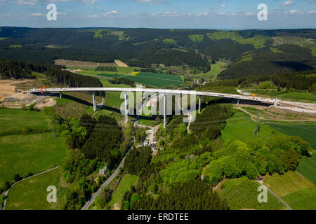 Bau von dem höchsten Viadukt von North Rhine-Westphalia, weiter Bau der A46 zwischen Meschede und Olsberg Stockfoto