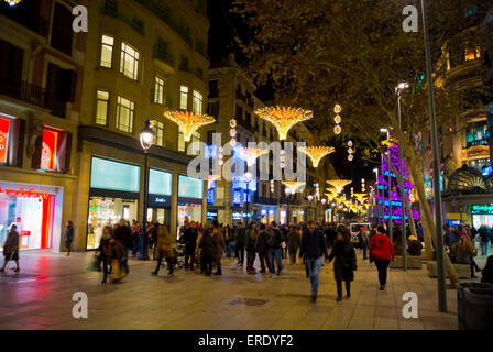 Avenida Portal de l ' Angel Fußgängerzone, vor Weihnachten, Barri Gotic, Barcelona, Spanien Stockfoto