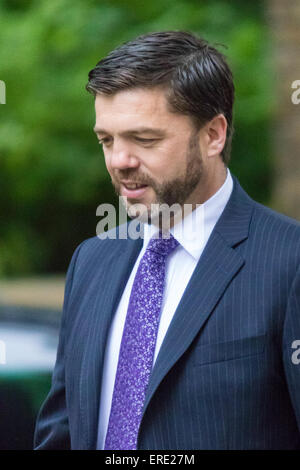 London, UK. 2. Juni 2015. Stephen Crabb, Staatssekretär für Wales kommt in 10 Downing Street, der wöchentlichen Kabinettssitzung zu besuchen. Bildnachweis: Paul Davey/Alamy Live-Nachrichten Stockfoto