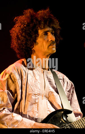 Ibrahim ag Alhabib, Lead-Sänger von Tinariwen. Tinariwen sind Gitarre-Dichter aus der südlichen Sahara. Sie sind Symbole Stockfoto