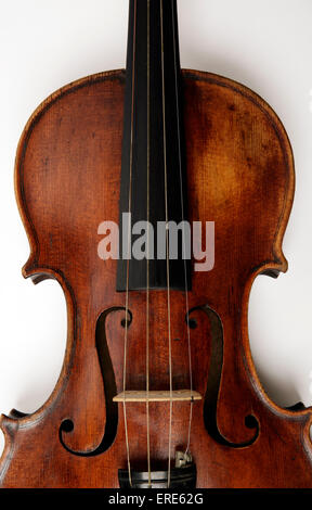 Viola mit Quint' f Löcher, näher unten als oben. Stockfoto