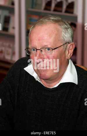 Robert Fisk auf den Cheltenham Literaturtagen, Gloucestershire, England, 18. Oktober 2008. RF: Britischer Journalist, b. 12 Juli Stockfoto