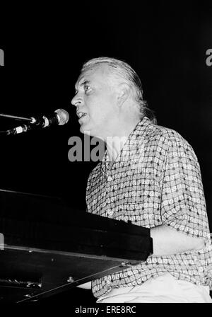 Gary Brooker, MBE, britische Sängerin, Songwriterin & Pianist (geb. 1943) bei einem Charity-Konzert in London 1989. Bekannt für die Stockfoto