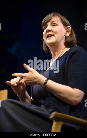 Heidi Thomas Drehbuchautor "Rufen Sie die Hebamme" Diskussion auf der Bühne Hay Festival 2015 Stockfoto