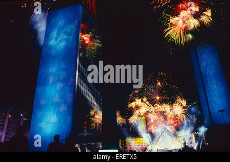 Spektakuläre Konzert des französischen Musikers Jean-Michel Jarre in La Défense, Paris. Bastille-Tag, 14. Juli 1990. Stockfoto