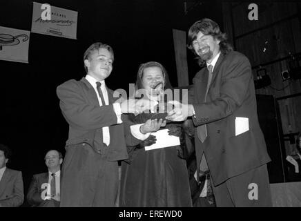 Sir Trevor Nunn CBE bei der Barclays Kinder Theaterpreise, Queen Elizabeth Hall, London, 1990. Englischer Theater- und Filmregisseur Stockfoto