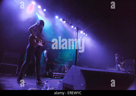 Kriegsbemalung, amerikanischer experimenteller Kunst-Rock-Gruppe bei der ABC-O2-Bühne auf dem "Hirsch und Dolch" Indie-Rock-Festival, Stockfoto