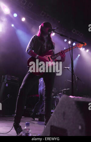 Kriegsbemalung, amerikanischer experimenteller Kunst-Rock-Gruppe bei der ABC-O2-Bühne auf dem "Hirsch und Dolch" Indie-Rock-Festival, Stockfoto