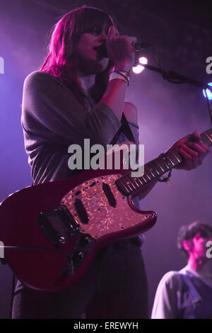 Kriegsbemalung, amerikanischer experimenteller Kunst-Rock-Gruppe bei der ABC-O2-Bühne auf dem "Hirsch und Dolch" Indie-Rock-Festival, Stockfoto