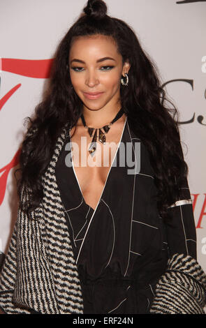 New York, New York, USA. 1. Juni 2015. TINASHE besucht die 2015 CFDA Fashion Awards in der Alice Tully Hall im Lincoln Center statt. Bildnachweis: Nancy Kaszerman/ZUMAPRESS.com/Alamy Live-Nachrichten Stockfoto