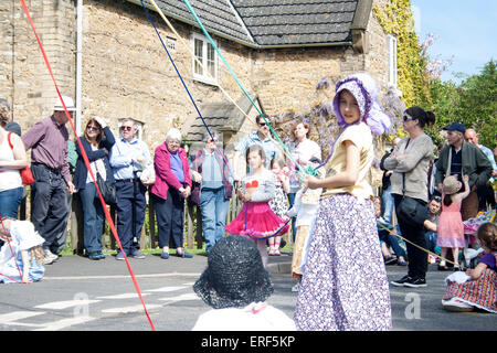 Maifeiertag im Hemswell Village in Lincolnshire, England. Bewahren die Dorftraditionen. Stockfoto