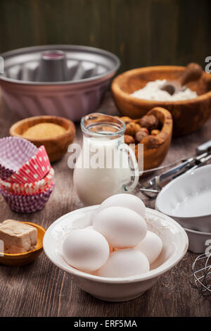 Zutaten für Kuchen oder Kekse backen Stockfoto