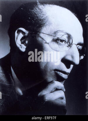 COPLAND, Aaron - signiert Foto, von der 1950er Jahre amerikanischer Komponist, 1900-1990 Stockfoto