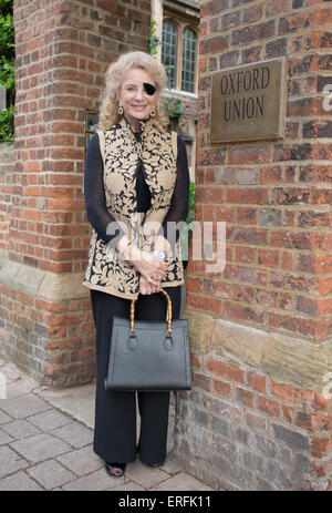 Oxford, UK. 2. Juni 2015. Prinzessin von Kent Ankunft in Oxford, an die Mitglieder des Oxford Debating Society zu sprechen. Bildnachweis: Pete Lusabia/Alamy Live-Nachrichten Stockfoto