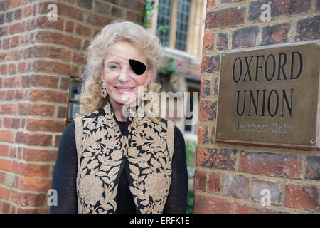 Oxford, UK. 2. Juni 2015. Prinzessin von Kent Ankunft in Oxford, an die Mitglieder des Oxford Debating Society zu sprechen. Bildnachweis: Pete Lusabia/Alamy Live-Nachrichten Stockfoto