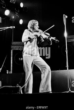 Dave Swarbrick - Porträt der englischen folk Musiker mit seiner Band Fairport Convention in London, 1977. b. 5 April Stockfoto
