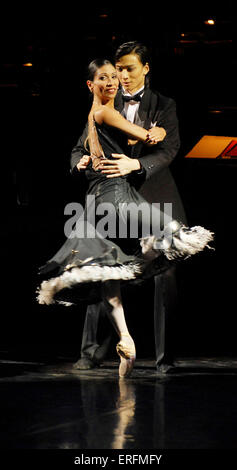 I Got Rhythm - Wunsch Samaai und Yi Song Northern Ballet Theatre am Sadler es Wells, London, UK. Choreografie von David Stockfoto