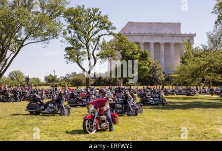 WASHINGTON, DC, USA - Motorräder und Lincoln Memorial während Rolling Thunder Rally am Memorial Day Wochenende. Stockfoto