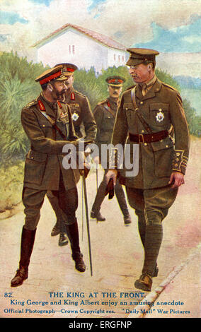 George V und Albert i. von Belgien an der Front während des 1. Weltkrieges. Genießen eine amüsante Anekdote. GV: König des Vereinigten Königreichs Stockfoto