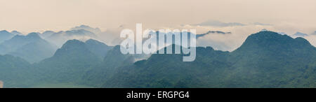 Moc Chau Stadt Morgen am 26. März 2015 in Son la Provinz, Vietnam Stockfoto