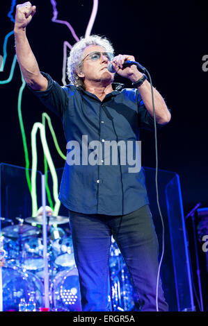21. April 2015 - Raleigh, North Carolina; USA - führt Sänger ROGER DALTREY von der Band The Who live als ihre Tour 2015 macht befindet sich eine Haltestelle der PNC Arena in Raleigh Copyright 2015 Jason Moore. © Jason Moore/ZUMA Draht/Alamy Live-Nachrichten Stockfoto