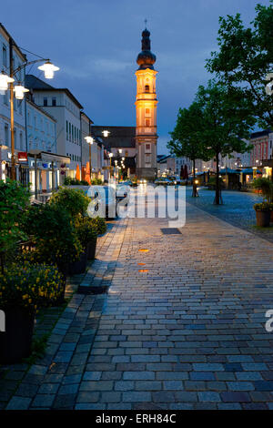 Turm der Wallfahrtskirche des Heiligen Grabes, Maria Himmelfahrt, Deggendorf, Niederbayern, Deutschland, Europa. Stockfoto