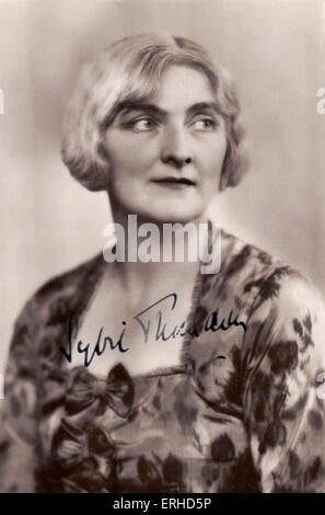 (Dame Agnes) Sybil Thorndike - signiertes Portrait von der britischen Schauspielerin 1882-1976 Stockfoto